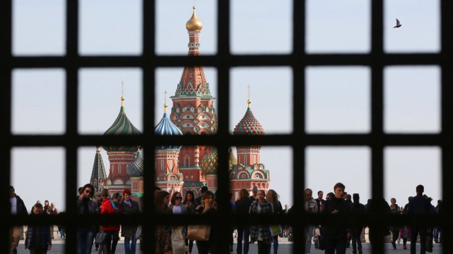 Засега Западът не успява да постави на колене руската икономика