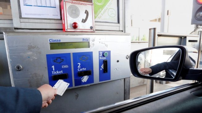 Два варианта ще има за плащането на тол таксите за камионите*