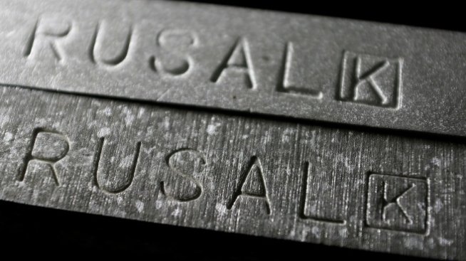 САЩ свалят санкциите срещу алуминиевата империя на Дерипаска