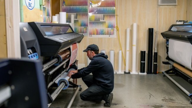 Германските фабрики леко увеличиха производството през май