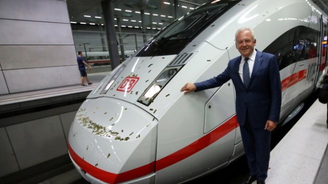 Германия подкрепя с 1 млрд. евро задлъжнелия жп оператор Deutsche Bahn