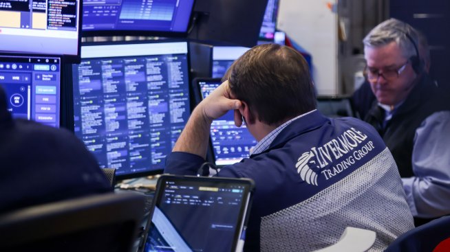 Dow Jones прибави близо 600 пункта след съобщението на Тръмп за Гренландия