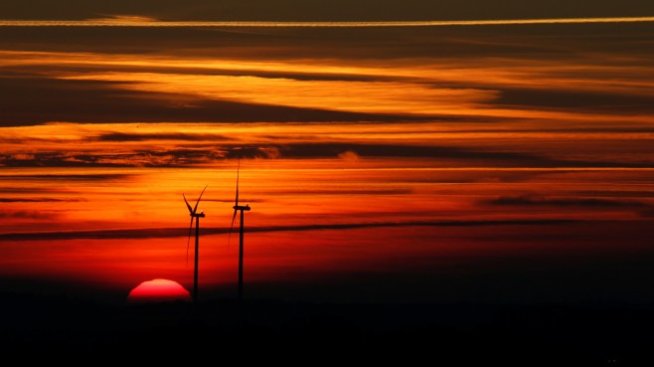 Дания притиска технологичните компании сами да инвестират в чиста енергия