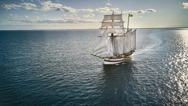 Товарен кораб от 1909 г. започва отново да пренася товари без емисии