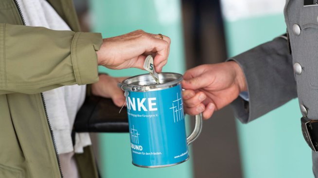 Какво може да накара българите да даряват двойно повече за социални каузи?