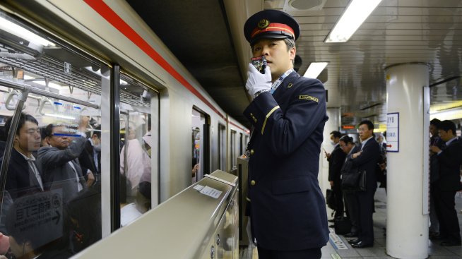 Японските власти се стремят към оценка от 4,7 млрд. долара при листването на Tokyo Metro