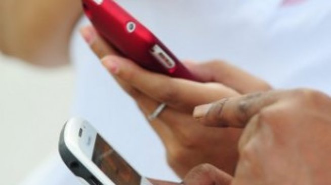 Globul и Mobiltel обжалват решението на КЗК за 3G мрежите