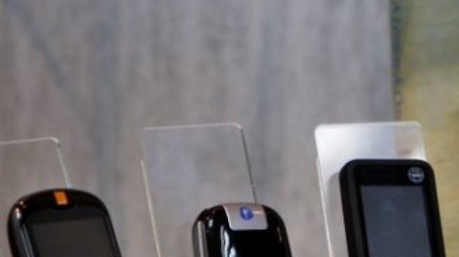 ЕК: Българските мобилни оператори все още предлагат твърде скъпа телефония