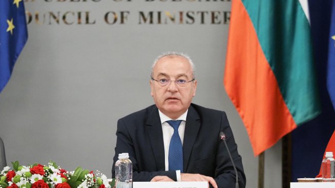 Гълъб Донев: Задлъжняването на страната все още не е проблем