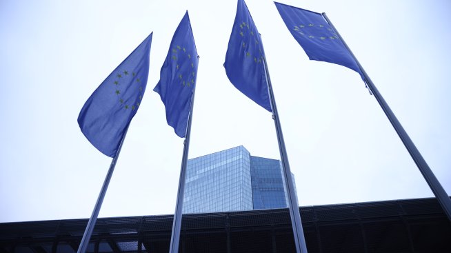 ЕЦБ запази лихвите без промяна, окуражена от устойчивата икономика на еврозоната