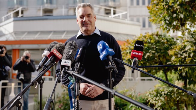 Австрия ще предлага 1000 евро на сирийските бежанци, за да се завърнат у дома