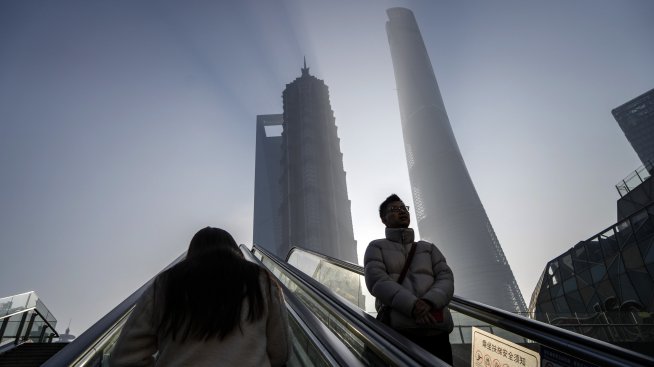 Разширяването на сектора на услугите в Китай се забавя въпреки фискалните стимули