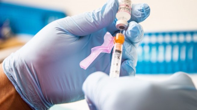 Изследване: Moderna и Pfizer/Biontech защитават в продължение на години