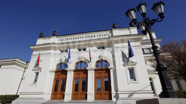 БСП иска актуализация на здравния и на държавния бюджет