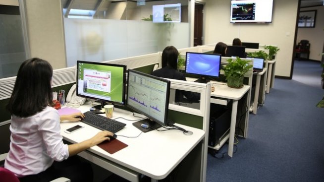 Графика на деня: Рекордна ангажираност на българските работници през 2017 г.