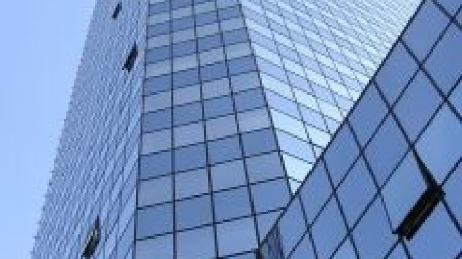 Чуждестранните инвеститори в бизнес имоти с 50% дял от сделките по света