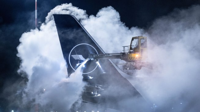 Екстремни студове парализират транспорта в части от Европа