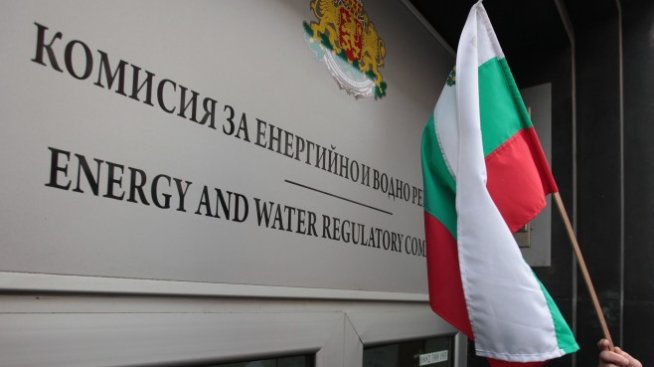 КЕВР решава днес с колко ще се повишат цените на водата и природния газ