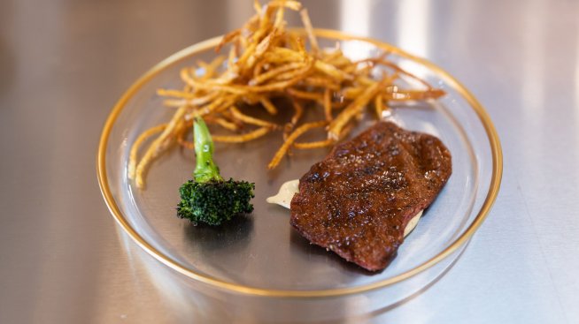 САЩ разрешиха продажбата на лабораторно месо