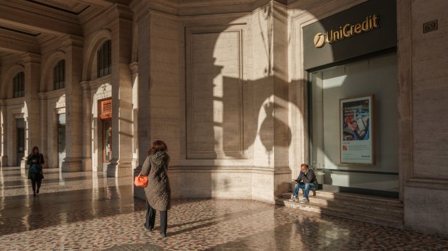 UniCredit ще разпредели 50 млрд. евро на акционерите в рамките на пет години