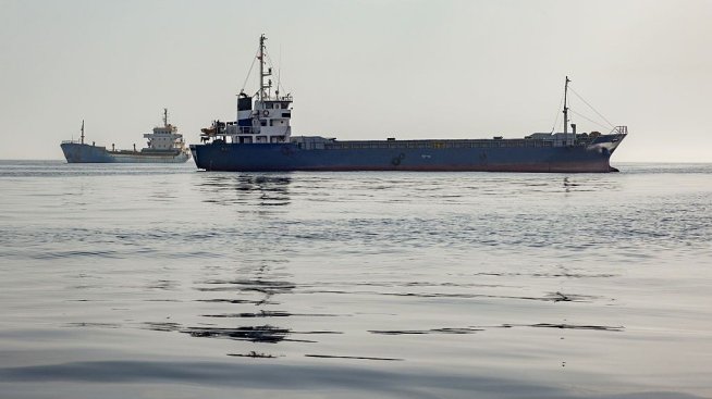 Иран пак затвори Ормузкия проток