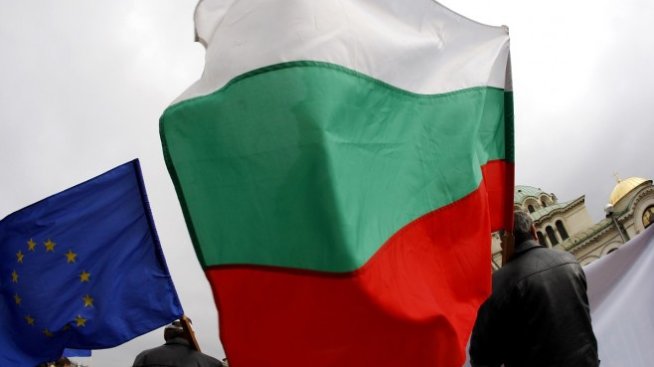 ЕК оставя България под наблюдение заради прекомерни икономически дисбаланси