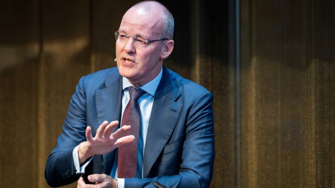 Клаас Кнот: Юнското заседание на ЕЦБ ще бъде усложнено заради митата на САЩ