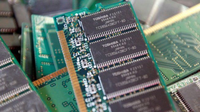Toshiba ще подпише договор за продажбата на бизнеса с чипове с Bain Capital