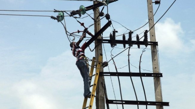 ЕК още не е одобрила схемата за компенсиране на ВЕИ на енергийната борса