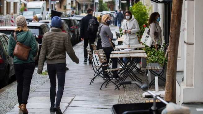 Индексът на заетостта на Ifo в Германия се повишава леко през октомври