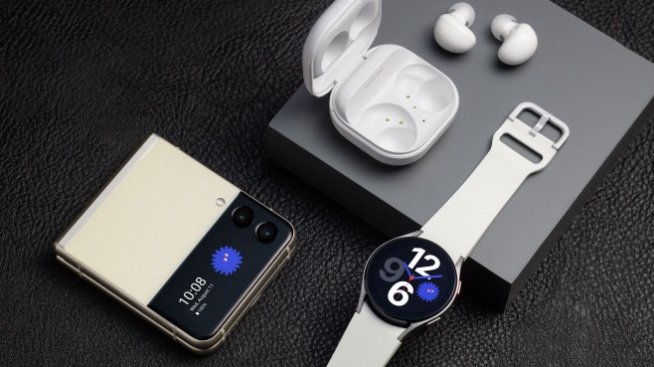 Нови огъващи се смартфони влизат в Galaxy серията на Samsung