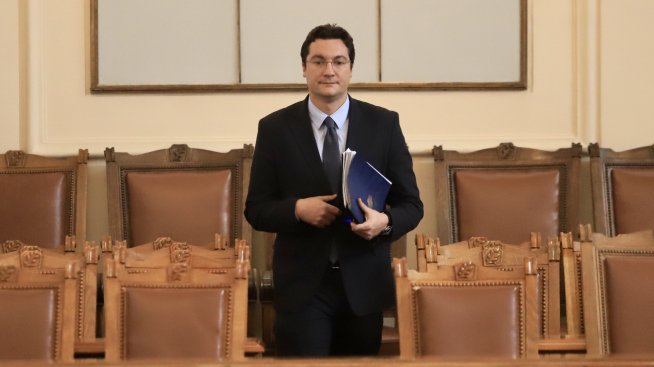 НС одобри механизъм за разследване на главния прокурор на първо четене