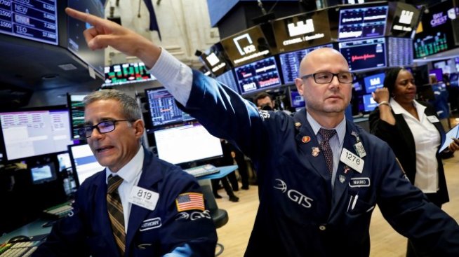 Dow успя да изплува на положителна територия в очакване на речта на Пауъл