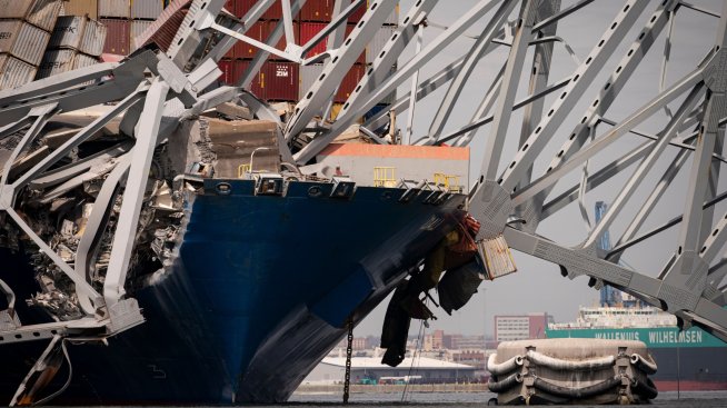 Закон за "Титаник" помага на собственика на кораба от Балтимор да ограничи обезщетенията