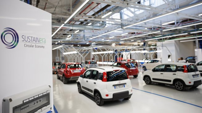 По-слаби продажби свиват приходите на Stellantis през първото тримесечие