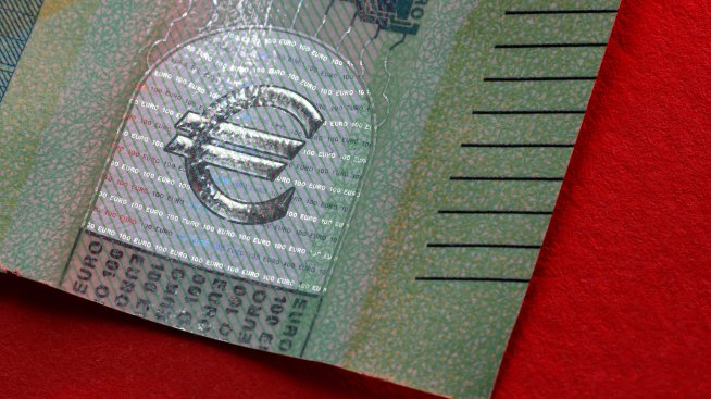 Защо законът за еврото създава опасения за институционален произвол?