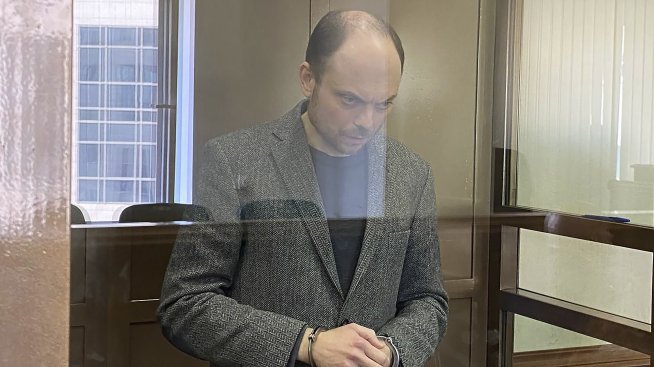 Критик на Путин получи 25 г. затвор за държавна измяна в най-тежката присъда от години*