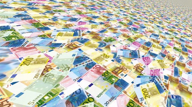 Търговският дефицит на България скача с 88% през май