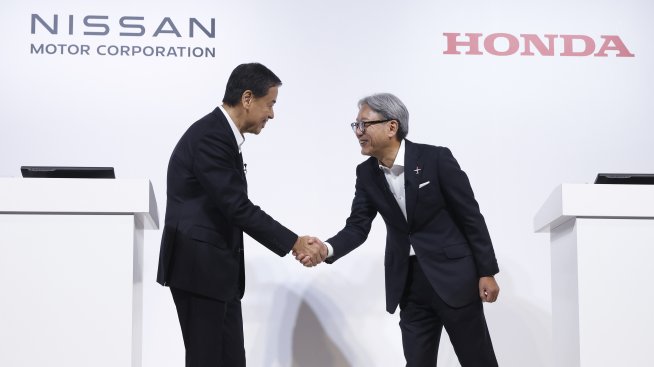 Nissan и Honda затягат връзките при разработването на софтуер, батерии и електромобили