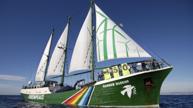 Ветроходът Rainbow Warrior ще изследва екосистемите в Черно море