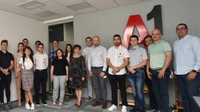 А1 приветства 16 даровити студенти в своята Лятна академия