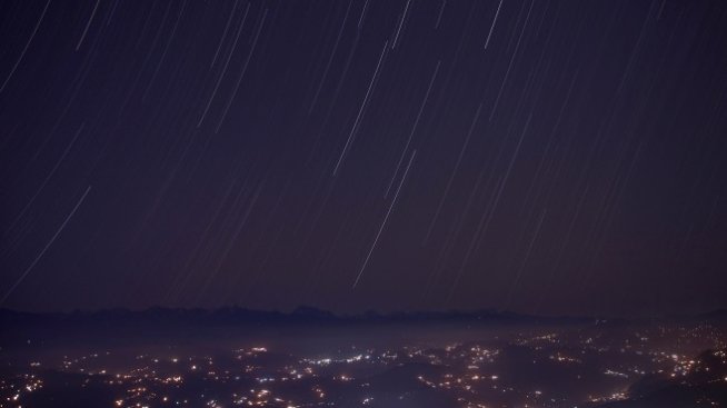 Новата 2018 година носи поредица от затъмнения и три комети