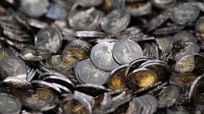 България няма да приеме еврото от януари 2024 г. 