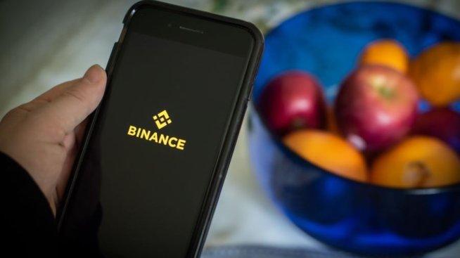 Изненада в криптосектора: Binance купува конкурента си FTX