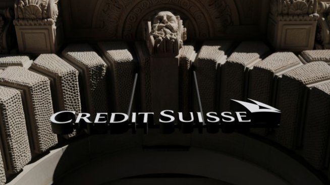 Шпионска афера а-ла Бонд в Credit Suisse