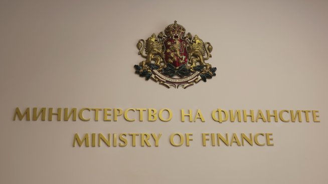 Опозицията посрещна Бюджет 2026 с критика и сравнения с времето на Жан Виденов