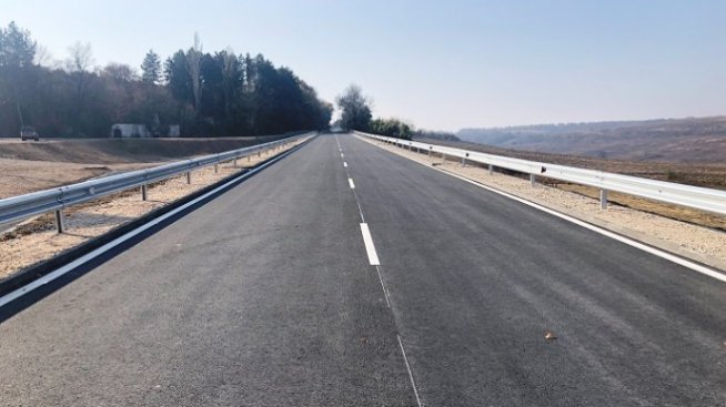 Четири години отне укрепването на свлачището на пътя Видин - Връшка чука