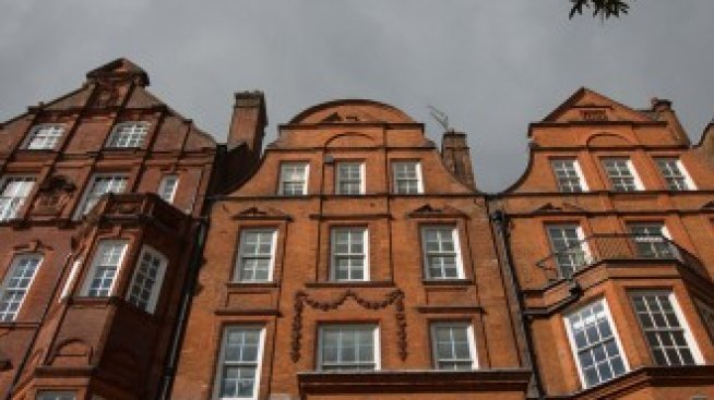 Продажбите на жилища на Острова са намалели със 70% от началото на блокадата