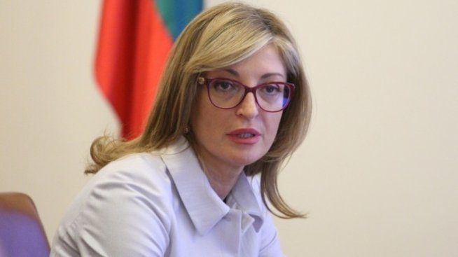 Образуват дисциплинарно производство срещу консула ни в Хага