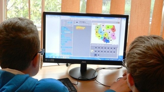 Образователната система ще оцени ползите от развитите технологии